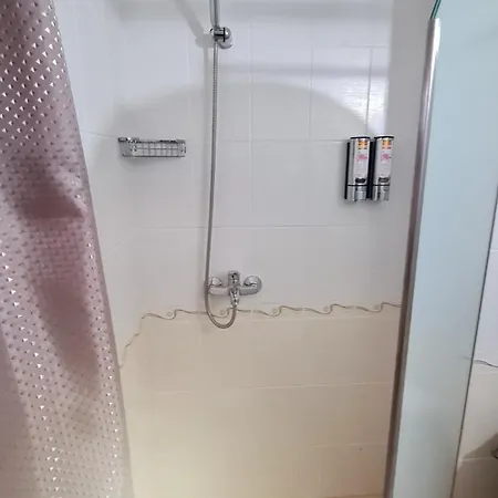 67 & 16 Rainbow Complex