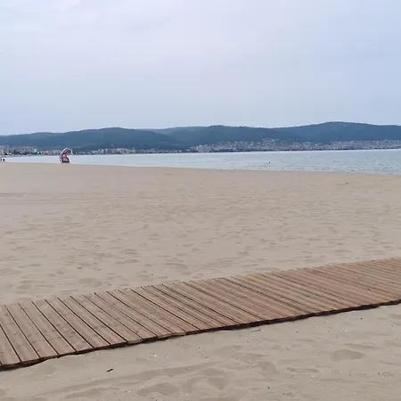 67 & 16 Rainbow Complex *