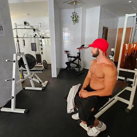 67 & 16 Rainbow Complex סאני ביץ'