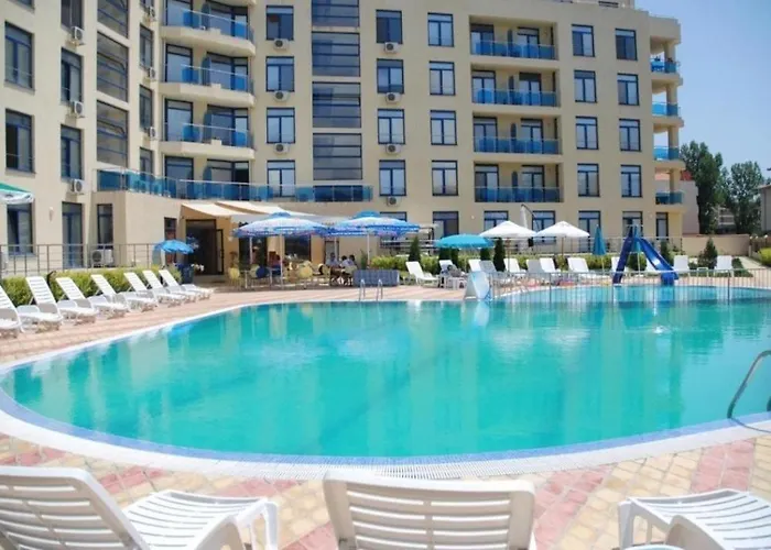 公寓 67 & 16 Rainbow Complex *