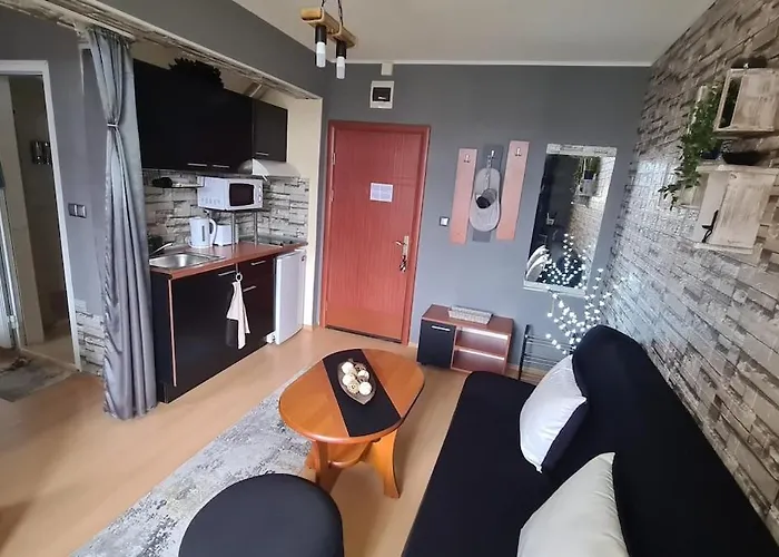 公寓 67 & 16 Rainbow Complex 阳光海滩