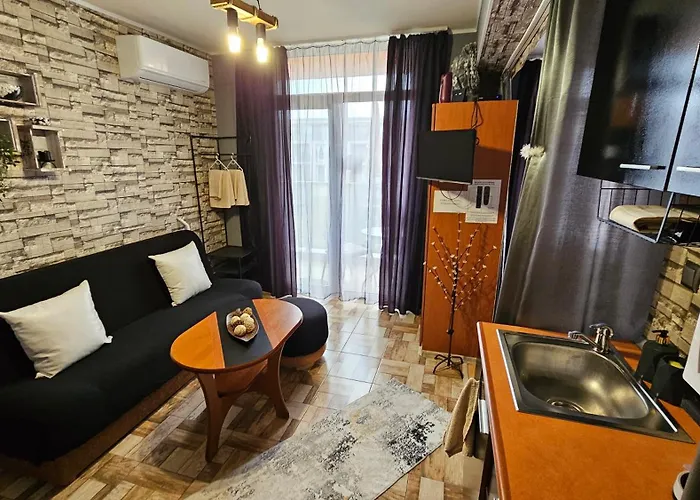 67 & 16 Rainbow Complex