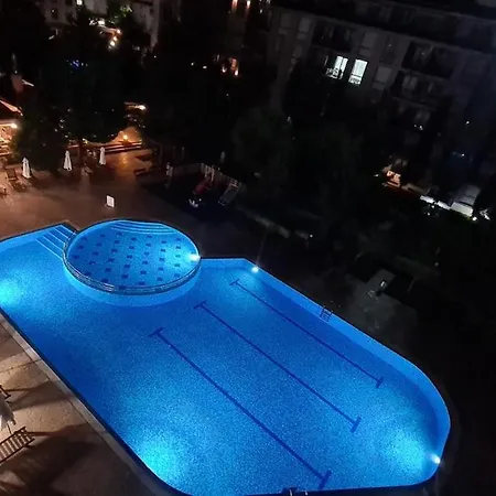 67 & 16 Rainbow Complex *